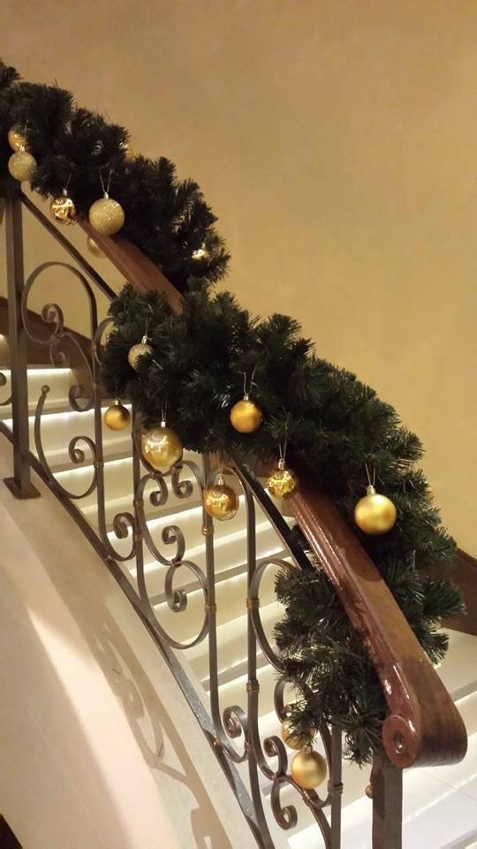 Novogodišnja zelena girlanda 2.5 metara - Image 2